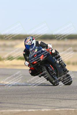 media/Oct-13-2025-Lets Ride (Mon) [[1a1cd08581]]/B Group/1020am (Sweeper)/